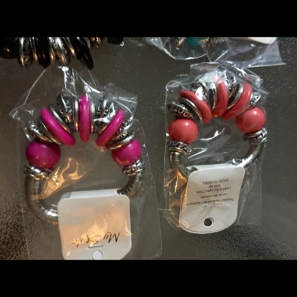 4 bracelet!! 🛑SOLD🛑 - Picture 4 of 7